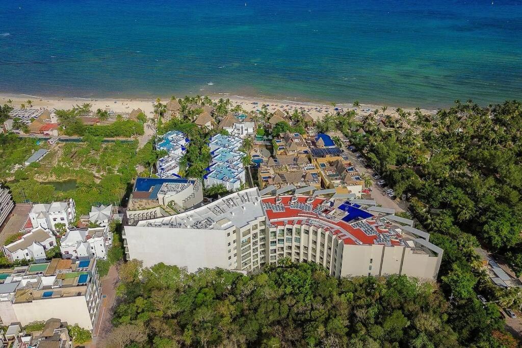 Rooftop Bliss, Steps From Playas Playa del Carmen
