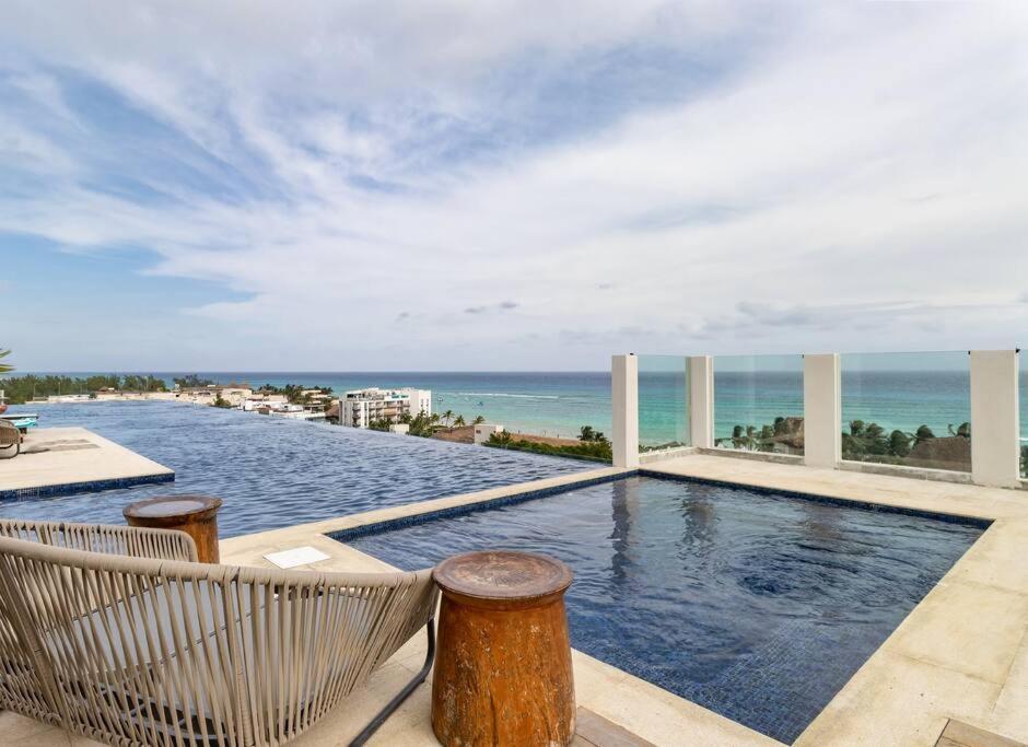 Rooftop Bliss, Steps From Playas Playa del Carmen