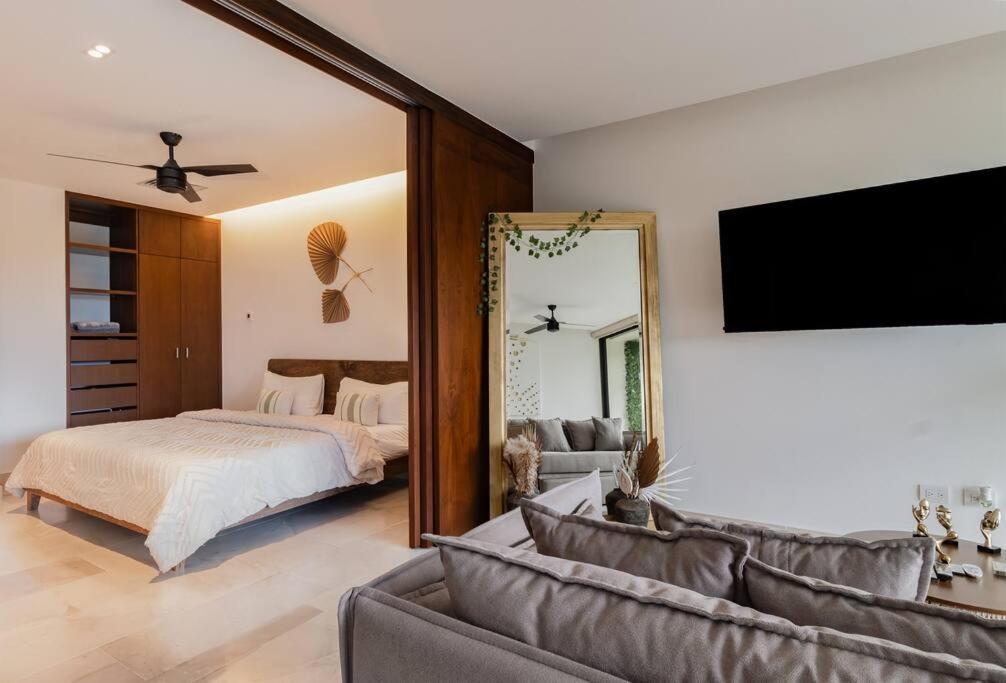 Rooftop Bliss, Steps From Playas Playa del Carmen